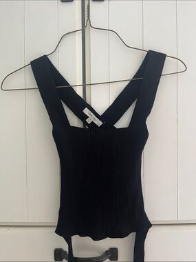 Love Tree Black Strappy Back Crop Top